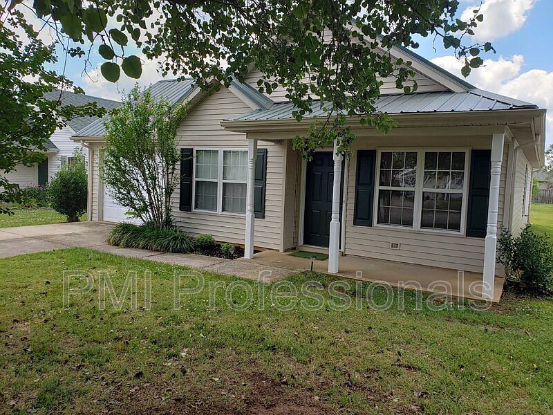 1st image of 2743 Painted Pony Dr