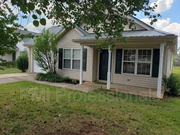 2743 Painted Pony Dr, Murfreesboro, TN 37128
