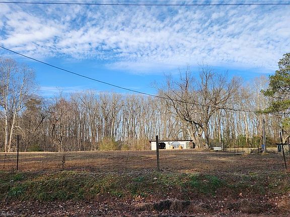 3rd image of 7439 New Design Rd