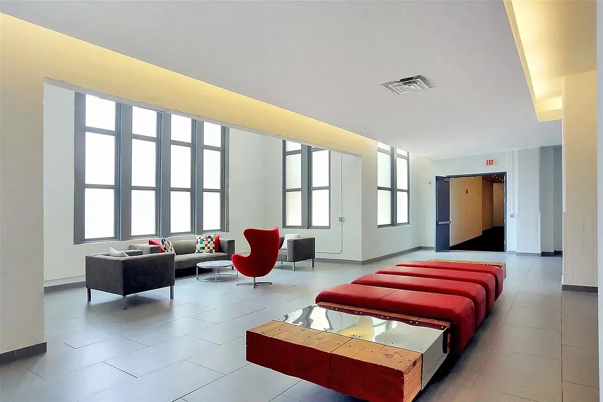 Building Photo - 50 Dey St #655