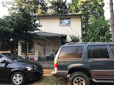 8539 SE Gray St photo 1
