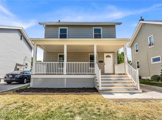 2215 Wascana Ave, Lakewood, OH