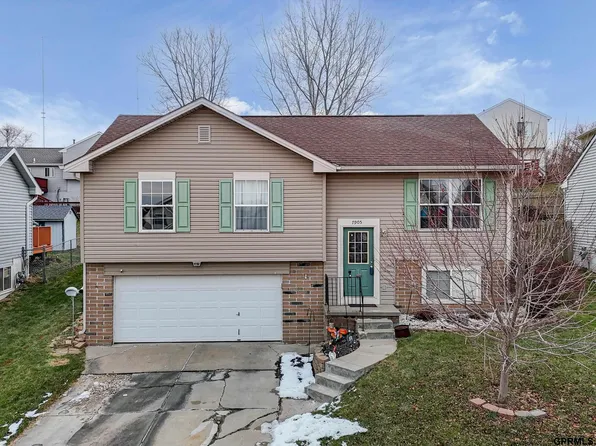 7905 Bauman Ave, Omaha, NE 68122