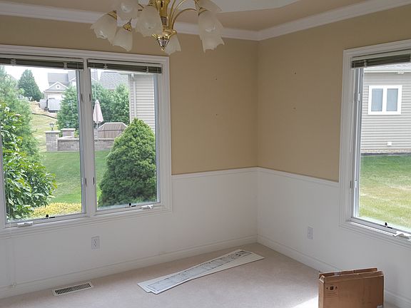 5th image of 221 Prestwick Dr