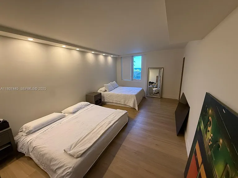 2301 Collins Ave #525 — Photo 10