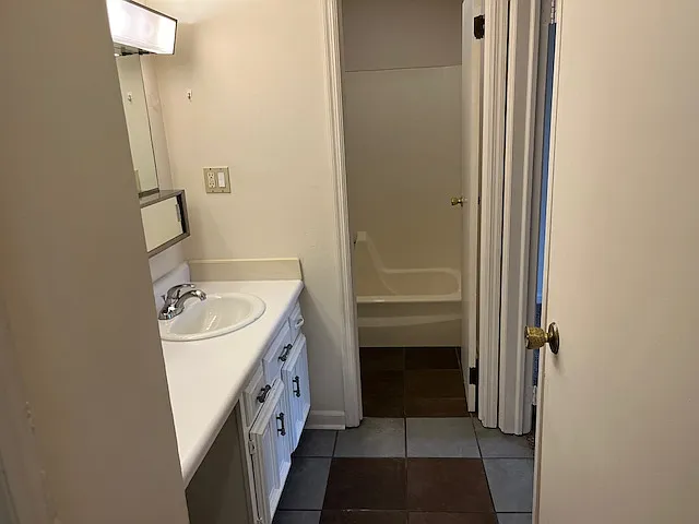 302 N Penfield St #4 — Photo 8