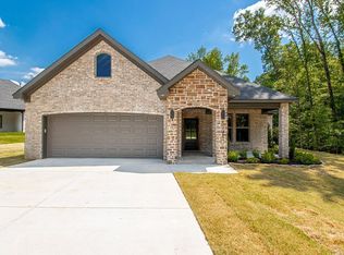5003 Harbor Dr, Benton, AR 72019