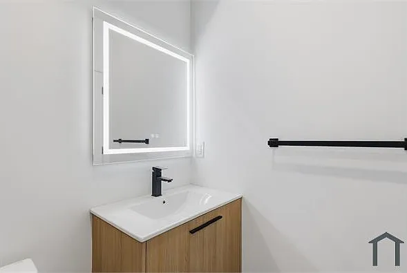 4129 Ogden St #7 — Photo 17