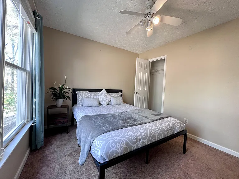 Mill Pointe Cv — Photo 1