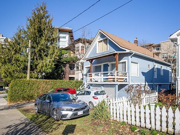2nd image of 164 E 10th St