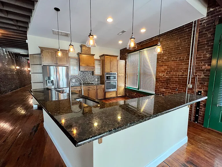 301 Market St SE — Photo 34