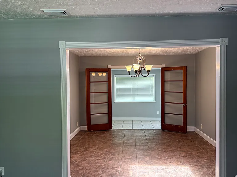 5044 Oakside Dr — Photo 16