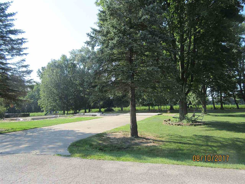 2nd image of 786 E England Dr