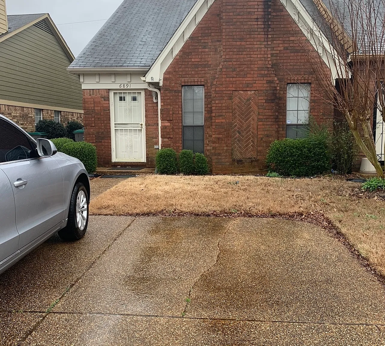 6891 Snyder Rd — Photo 1
