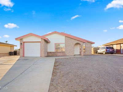 237 Tierra Linda Dr, Horizon City, TX, 79928