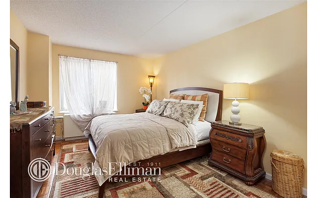 Sold by Douglas Elliman | media 3