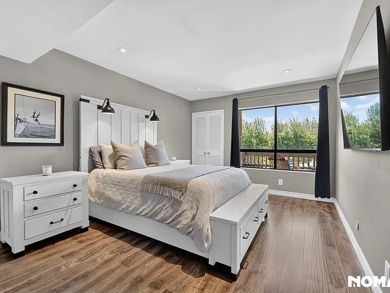 22100 Burbank Blvd #333D — Photo 4