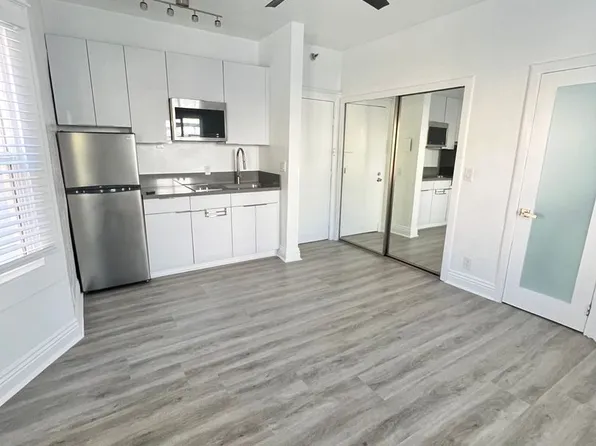 The Leo Lofts
