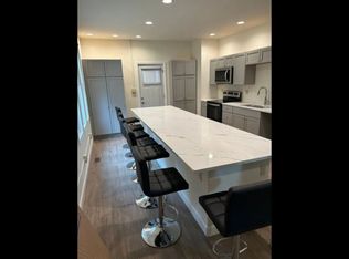101 E Chalmers St, Champaign, IL 61820