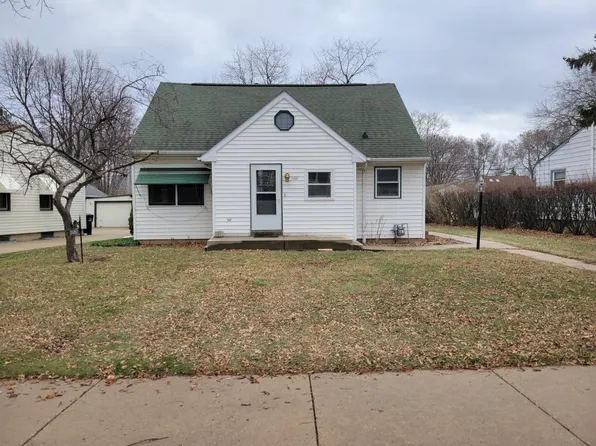 3460 N 91st St, Milwaukee, WI 53222