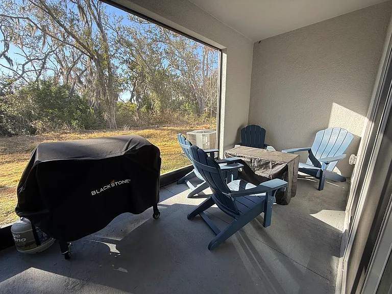 Screened-in Lanai