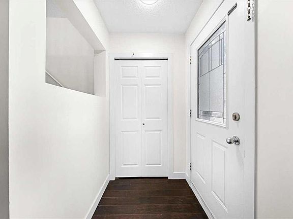 3rd image of 61 N Falmere Way NE