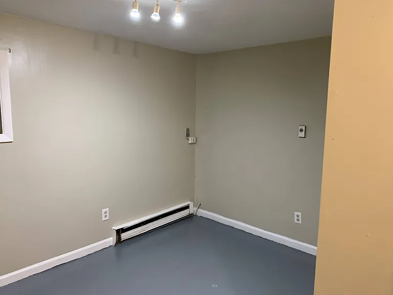 5248 W Altgeld St — Photo 3