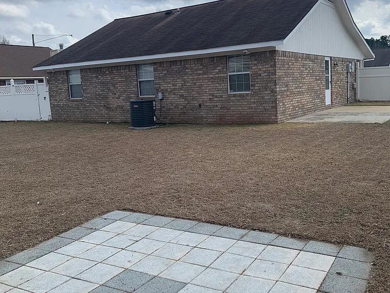 761 Melissa Dr — Photo 11