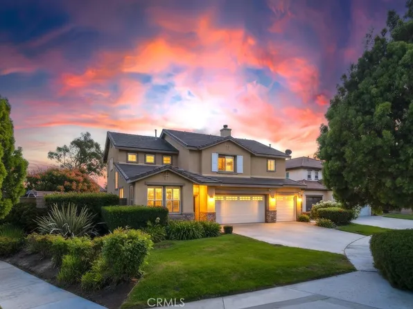 7651 Yellow Iris Ct, Fontana, CA 92336