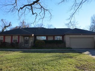 2718 E 56th Pl, Tulsa, OK 74105