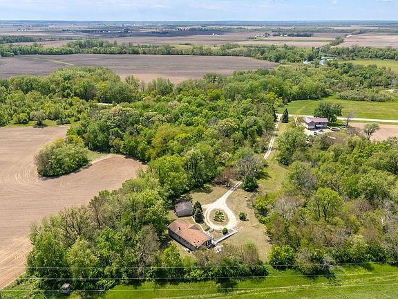 3rd image of 10630 Meredosia Rd