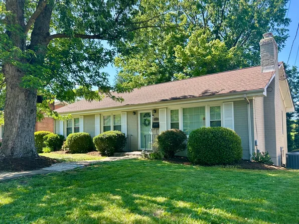 2869 Northview Dr SW, Roanoke, VA 24015