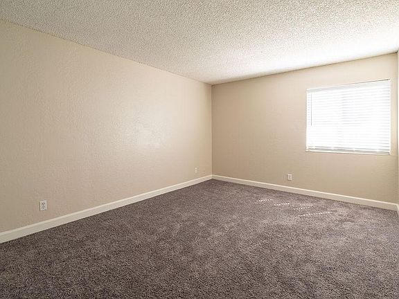 4th image of 812 Beelard Dr #856