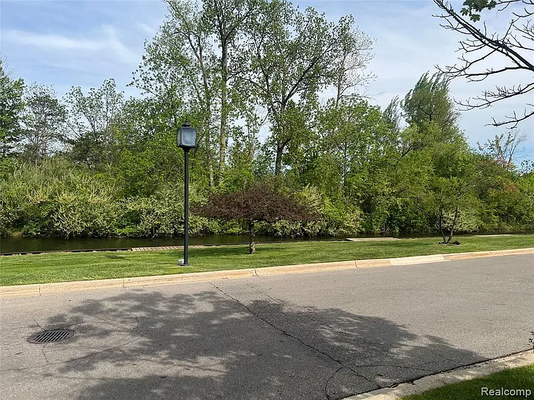 3591 Port Cove Dr #55 — Photo 37