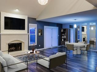 2818 SW Bingham Rd, Topeka, KS 66614