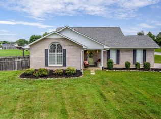 5532 Brandon Park Dr, Maryville, TN 37804