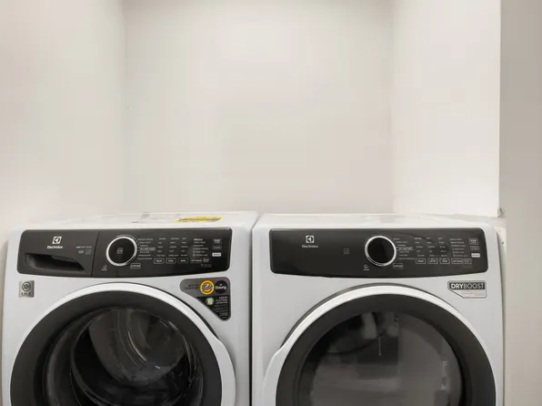 422 East 84th Street image 22 of 23