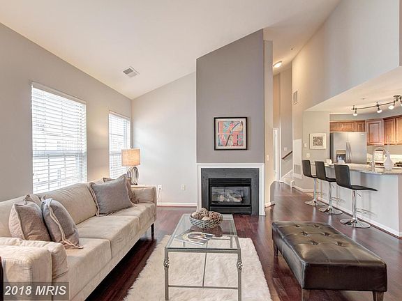 3rd image of 11635 Cavalier Landing Ct Unit 403