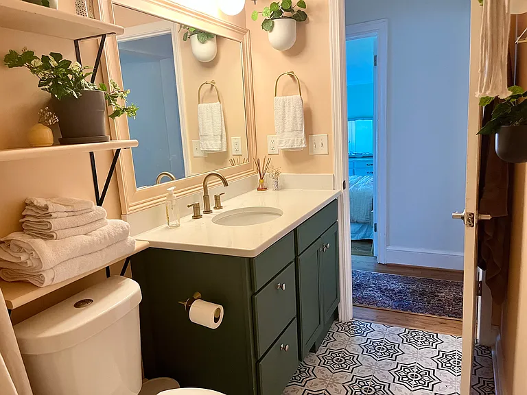 19 Holmes Dr — Photo 18