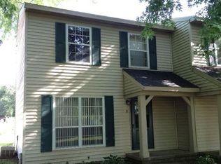 602 S Duncan Rd, Champaign, IL 61821