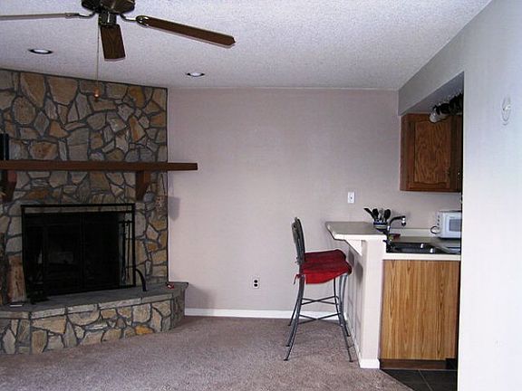 2nd image of 172 Hanging Rock Villas APT 411