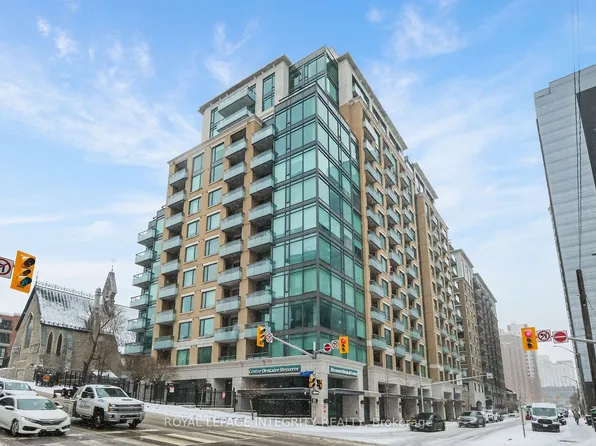 238 Besserer St #416, Ottawa, ON K1N 6B1