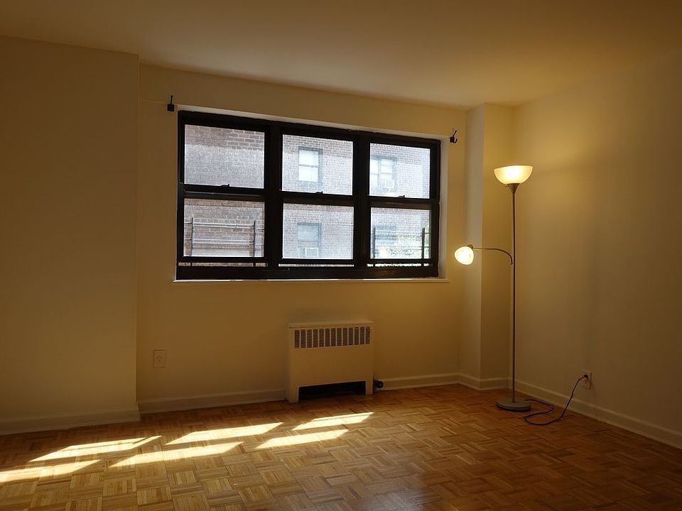 1st image of 19 Hamilton Ter APT 1A