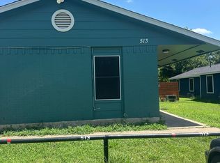 513 Central Ave #A, Elgin, TX 78621