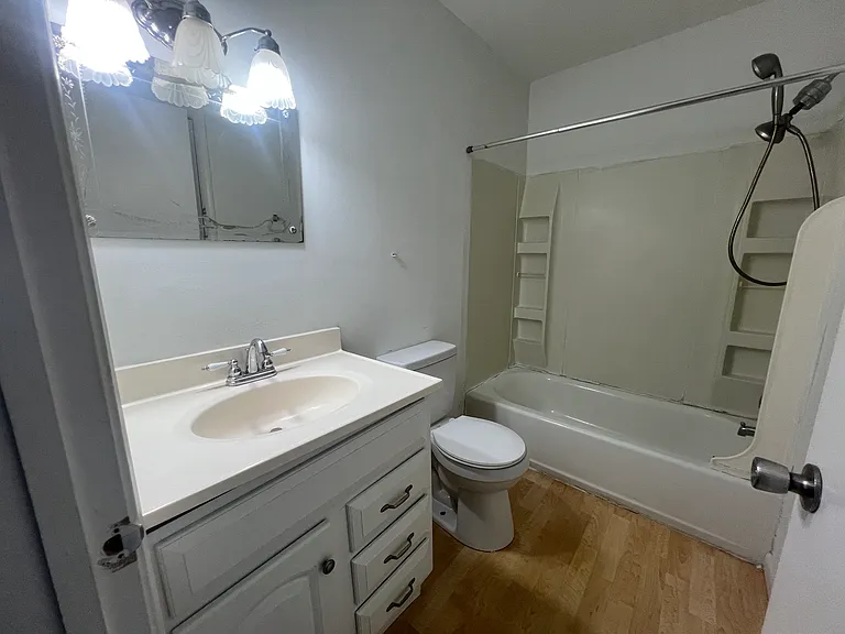 325 Barley Dr — Photo 9