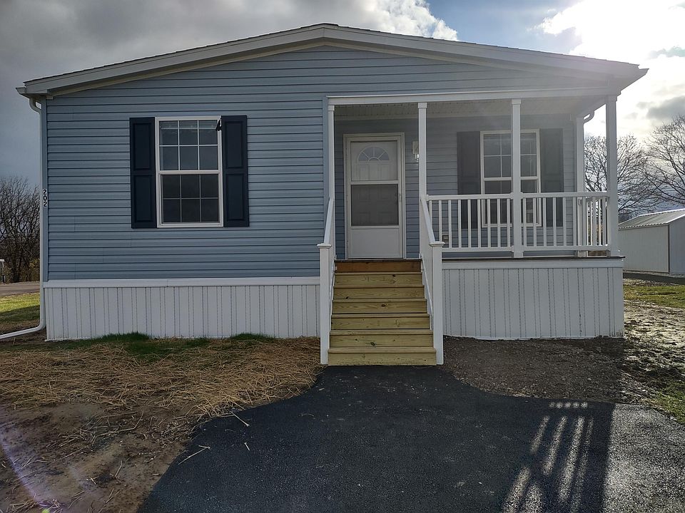 Exterior Image-0-Redman Brookside Village