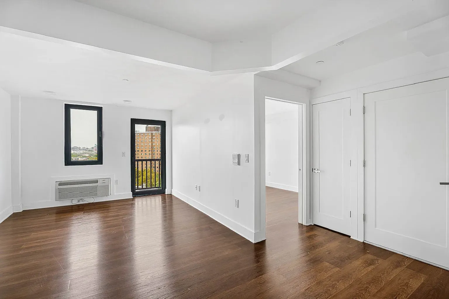 866 Willoughby Avenue — Photo 3