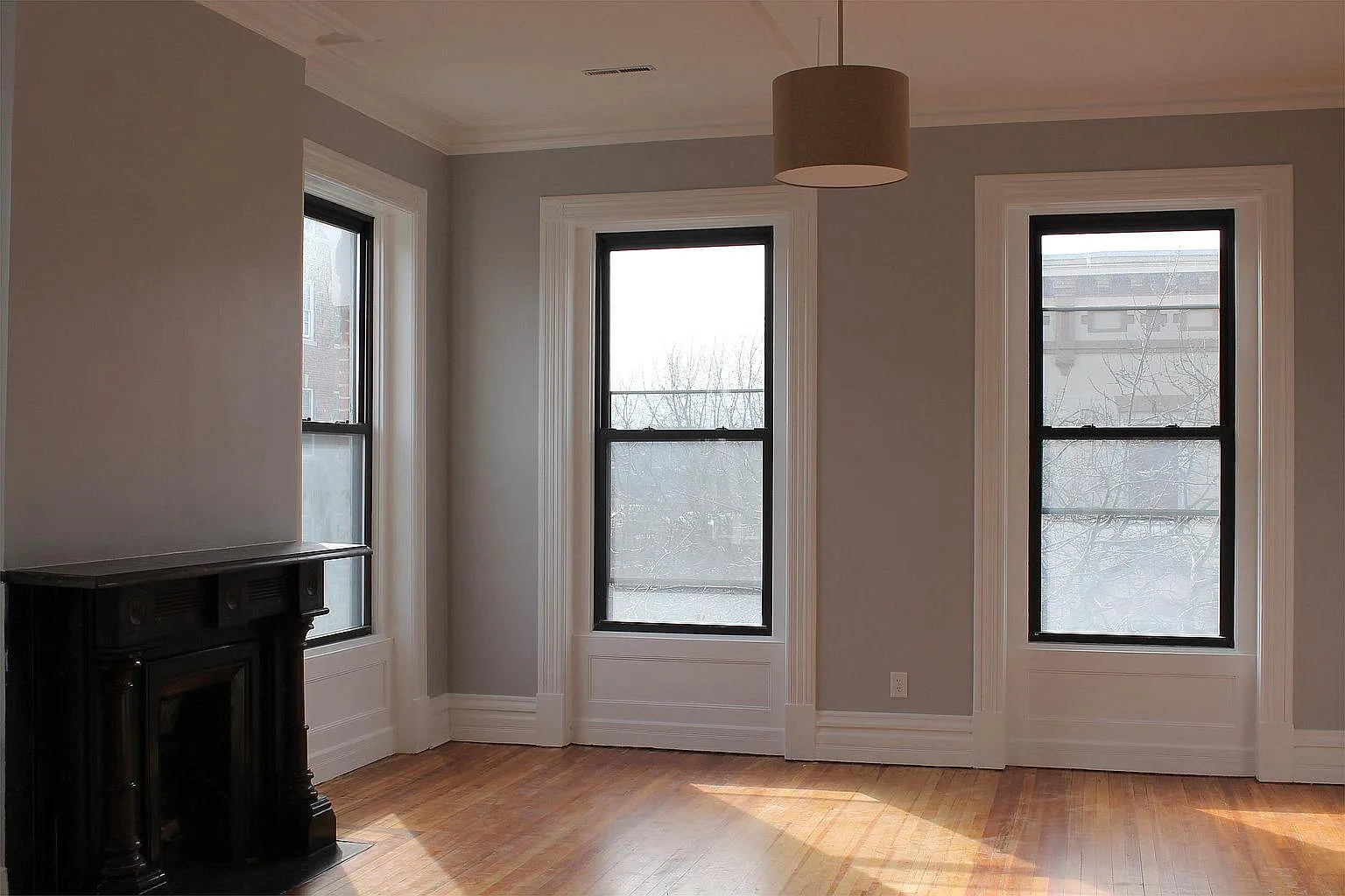 2 bed, 1800 sqft, $2,200 — Photo 4