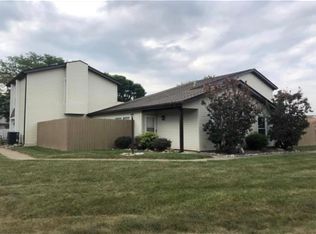 1200 Robbins Run Ct #1200, Dayton, OH 45458