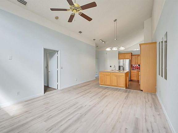 5th image of 12154 NW 23rd Manor